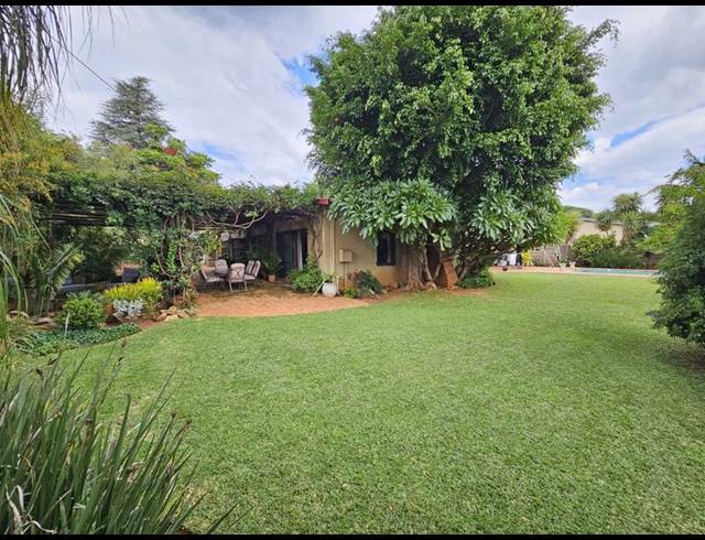 3 BEDROOM HOUSE FOR SALE IN SINOVILLE